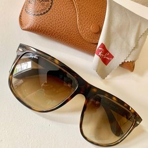 Ray ban Women’s sunglasses